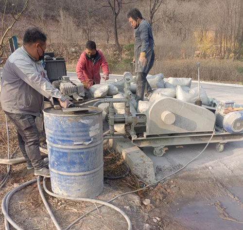 黄竹镇路面下沉注浆